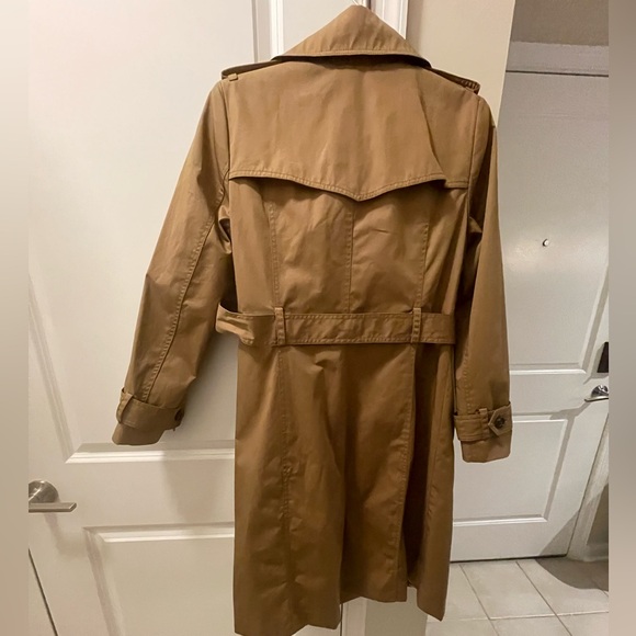 Banana Republic Size Medium Trench Coat - Picture 9 of 9